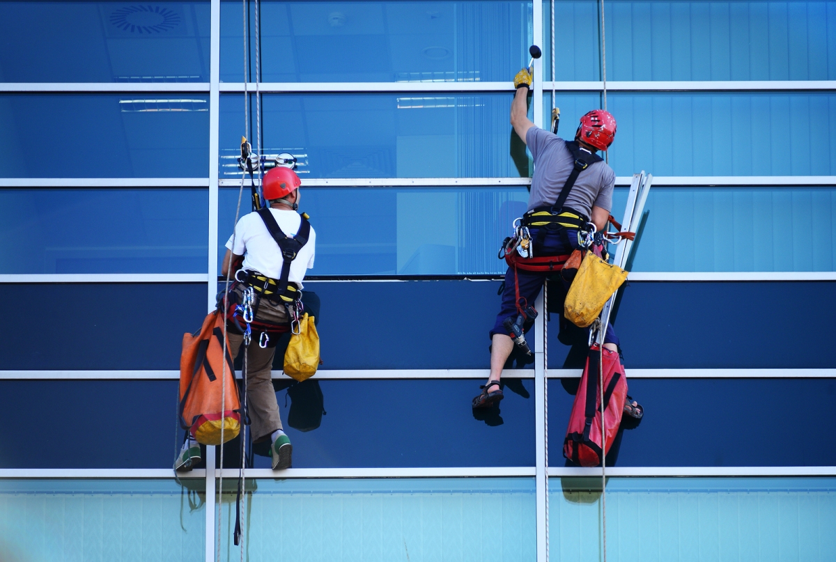 Working at Heights — Is Your Business Legally Compliant?